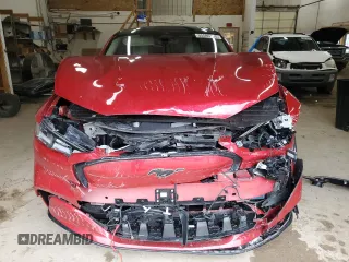 2022 Ford Mustang Mach-E Premium z VIN 3FMTK3SUXNMA56049, wystawiony jako Copart lot #55595135 z przebiegiem Nie podano mil oraz Szkoda całkowita • Salvage title. Historia ofert i sprzedaży dostępna na DreamBid. Obrazek 5.
