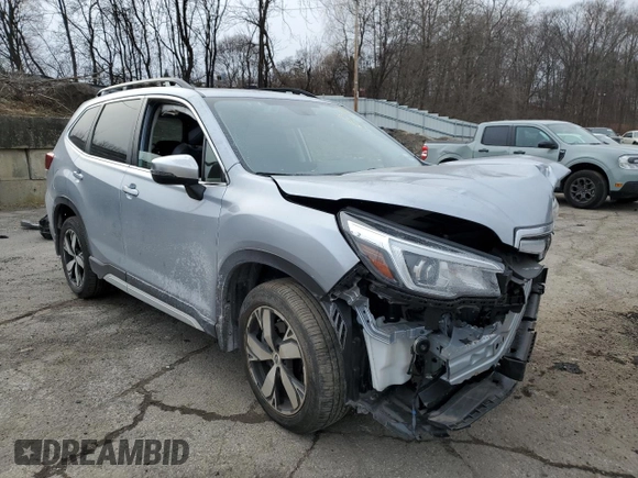 2020 Subaru Forester Touring with VIN JF2SKAXC9LH579957, listed as a Copart auction lot 89087915 with 0 mi miles and Salvage Title. Bid and sale history available at carsss.com. Image 4.