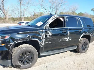 2019 Chevrolet Tahoe LT with VIN 1GNSKBKC3KR345776, listed as a IAAI auction lot 41674948 with 119,871 mi miles. Bid and sale history available at carsss.com. Image 6.