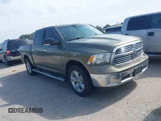 2015 Ram 1500 Lone Star z VIN 1C6RR6LT6FS553469, wystawiony jako IAAI lot #41569195 z przebiegiem 130 445 mil mil oraz . Historia ofert i sprzedaży dostępna na DreamBid. Obrazek 1.