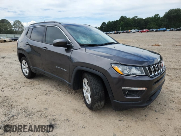 2020 Jeep Compass Latitude z VIN 3C4NJCBB8LT169922, wystawiony jako Copart lot #63466865 z przebiegiem 129 245 mil mil oraz Szkoda całkowita • Salvage title. Historia ofert i sprzedaży dostępna na DreamBid. Obrazek 4.
