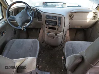 1998 GMC Safari with VIN 1GKDM19W8WB504543, listed as a Copart auction lot 84896104 with Not Provided miles and Salvage Title. Bid and sale history available at carsss.com. Image 8.