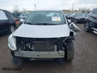2019 Nissan Versa Sedan SV with VIN 3N1CN7AP1KL815688, listed as a IAAI auction lot 41955017 with 72,151 mi miles. Bid and sale history available at carsss.com. Image 13.