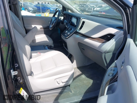 2017 Toyota Sienna XLE Auto Access Seat with VIN 5TDYZ3DC6HS899826, listed as a IAAI auction lot 42093541 with 95,931 mi miles and . Bid and sale history available at DreamBid. Image 5.