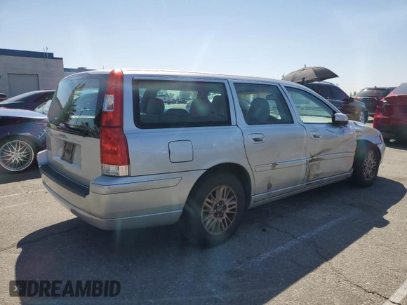 2005 Volvo V70 with VIN YV1SW640752467944, listed as a Copart auction lot 52462375 with 104,439 mi miles and Salvage Title. Bid and sale history available at carsss.com. Image 3.