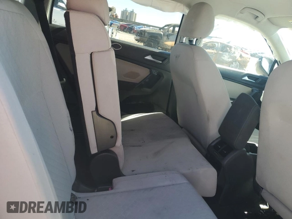2021 Volkswagen Tiguan S with VIN 3VV1B7AX5MM063179, listed as a Copart auction lot 46651655 with Not provided miles and Salvage title. Bid and sale history available at DreamBid. Image 10.