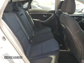 2017 Hyundai Elantra с VIN KMHD35LH9HU356647, выставлен на аукционе Copart как лот 59197435 с пробегом 84 758 миль миль и Чистый • Clean title. История ставок и продаж доступна на DreamBid. Изображение 10.