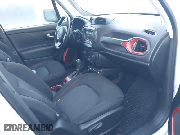 2018 Jeep Renegade Trailhawk with VIN ZACCJBCBXJPH18007, listed as a IAAI auction lot 41417677 with 46,296 mi miles. Bid and sale history available at carsss.com. Image 5.