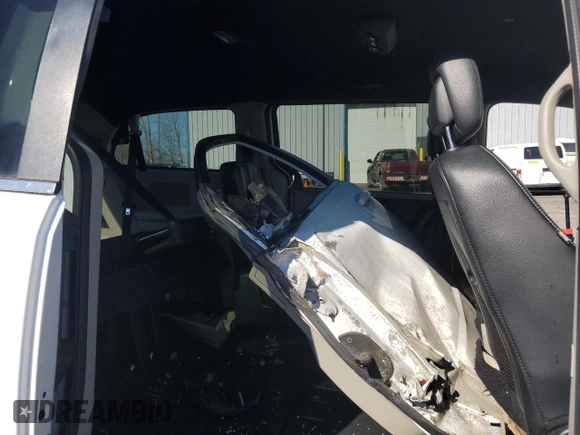 2019 Dodge Grand Caravan SXT with VIN 2C4RDGCG9KR656400, listed as a Copart auction lot 48322325 with Not Provided miles and Salvage Title. Bid and sale history available at DreamBid. Image 11.
