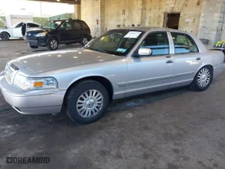 2006 Mercury Grand Marquis LS Premium with VIN 2MHFM75V66X624697, listed as a IAAI auction lot 41891177 with 149,170 mi miles. Bid and sale history available at carsss.com. Image 2.