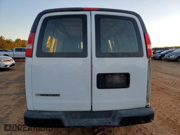 2017 Chevrolet Express Cargo Van with VIN 1GCWGBFG9H1338685, listed as a Copart auction lot 82253254 with 140,434 mi miles and Clean Title. Bid and sale history available at carsss.com. Image 6.