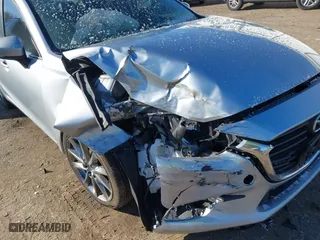 2018 Mazda Mazda3 4-Door Touring with VIN 3MZBN1V34JM179805, listed as a IAAI auction lot 41734757 with 59,468 mi miles. Bid and sale history available at carsss.com. Image 6.