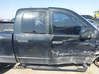 2008 Dodge 1500 SLT z VIN 1D7HU18N08S510920, wystawiony jako IAAI lot #42026116 z przebiegiem 243 377 mil mil oraz . Historia ofert i sprzedaży dostępna na DreamBid. Obrazek 14.