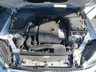 2019 Mercedes-Benz GLC with VIN WDC0G5EB0KF585613, listed as a IAAI auction lot 41892618 with 42,777 mi miles. Bid and sale history available at carsss.com. Image 10.