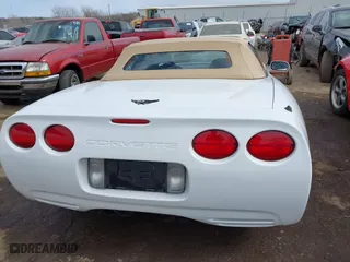 2000 Chevrolet Corvette with VIN 1G1YY32G5Y5129804, listed as a IAAI auction lot 41636683 with 86,205 mi miles. Bid and sale history available at carsss.com. Image 16.