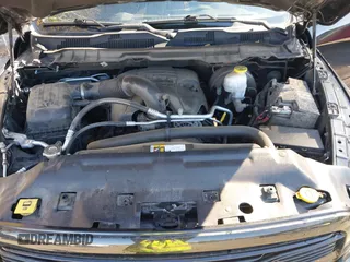 2018 Ram 1500 Sport z VIN 1C6RR7MT0JS174934, wystawiony jako IAAI lot #40564822 z przebiegiem 77 304 mil mil oraz . Historia ofert i sprzedaży dostępna na DreamBid. Obrazek 10.