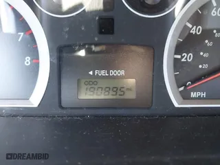 2005 Hyundai Santa Fe GLS with VIN KM8SC73E95U956010, listed as a IAAI auction lot 42134272 with 190,895 mi miles. Bid and sale history available at carsss.com. Image 12.