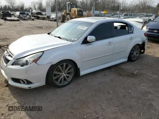 2014 Subaru Legacy Special Sports z VIN 4S3BMBH62E3012853, wystawiony jako Copart lot #48729815 z przebiegiem 174 020 mil mil oraz Szkoda całkowita • Salvage title. Historia ofert i sprzedaży dostępna na DreamBid. Obrazek 1.