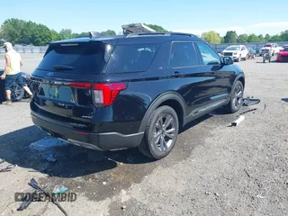 2025 Ford Explorer Active z VIN 1FMUK8DH8SGA47342, wystawiony jako IAAI lot #42074508 z przebiegiem 2776 mil mil oraz . Historia ofert i sprzedaży dostępna na DreamBid. Obrazek 4.