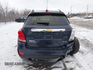 2018 Chevrolet Trax Premier with VIN 3GNCJRSB2JL267942, listed as a IAAI auction lot 41190953 with 39,918 mi miles. Bid and sale history available at carsss.com. Image 15.