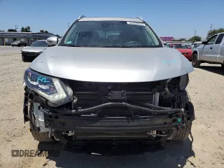 2017 Nissan Rogue SV с VIN 5N1AT2MV3HC749183, выставлен на аукционе Copart как лот 63508855 с пробегом 71 473 миль миль и Списание • Salvage title. История ставок и продаж доступна на DreamBid. Изображение 5.