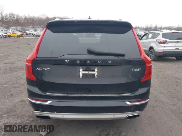 2018 Volvo XC90 Inscription with VIN YV4A22PL1J1320222, listed as a IAAI auction lot 41002251 with 137,523 mi miles. Bid and sale history available at carsss.com. Image 16.