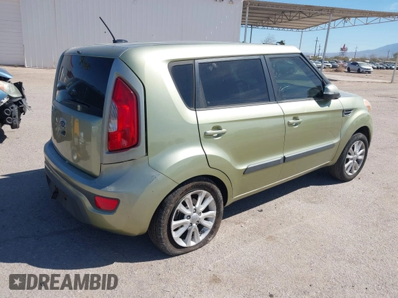 2012 Kia Soul + with VIN KNDJT2A64C7419796, listed as a IAAI auction lot 41883584 with 114,551 mi miles. Bid and sale history available at carsss.com. Image 4.