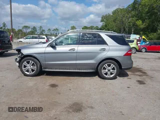 2012 Mercedes-Benz M ML 350 with VIN 4JGDA5HBXCA068916, listed as a IAAI auction lot 42096508 with 69,881 mi miles and . Bid and sale history available at carsss.com. Image 14.