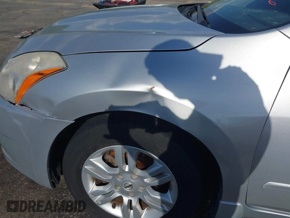 2010 Nissan Altima 2.5 S with VIN 1N4AL2AP0AN565412, listed as a IAAI auction lot 41877732 with 238,090 mi miles. Bid and sale history available at carsss.com. Image 21.
