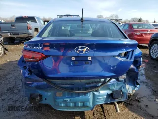 2021 Hyundai Accent SE with VIN 3KPC24A6XME142788, listed as a Copart auction lot 39705524 with 62,003 mi miles. Bid and sale history available at carsss.com. Image 6.