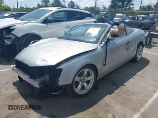 2014 Audi A5 Premium Plus z VIN WAULFAFH6EN003233, wystawiony jako IAAI lot #42178794 z przebiegiem 59 860 mil mil oraz . Historia ofert i sprzedaży dostępna na DreamBid. Obrazek 2.