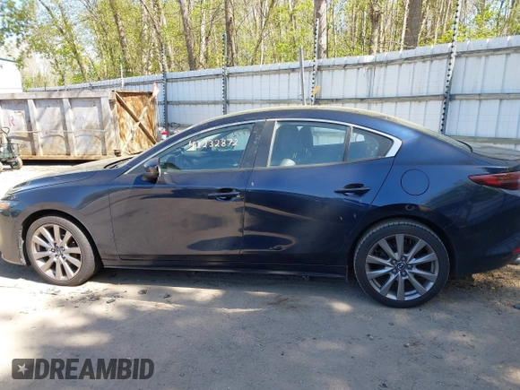 2020 Mazda 3 Select with VIN JM1BPACL2L1165675, listed as a IAAI auction lot 42232872 with 99,261 mi miles and . Bid and sale history available at DreamBid. Image 14.