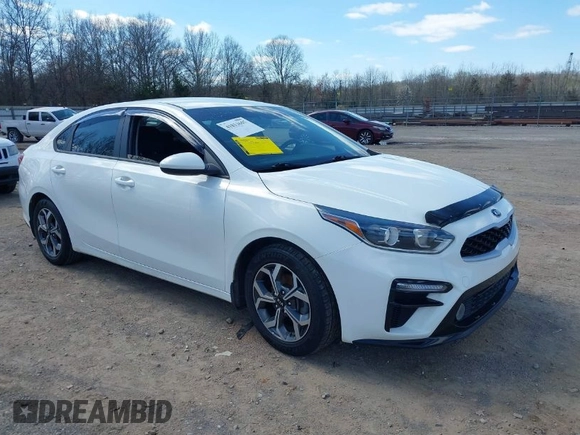 2020 Kia Forte LXS z VIN 3KPF24AD6LE252277, wystawiony jako IAAI lot #41813655 z przebiegiem 61 919 mil mil oraz . Historia ofert i sprzedaży dostępna na DreamBid. Obrazek 1.