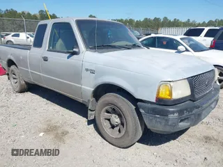2002 Ford Ranger XL with VIN 1FTYR14V62PB53609, listed as a IAAI auction lot 41851892 with 225,501 mi miles. Bid and sale history available at carsss.com. Image 1.