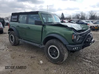 2022 Ford Bronco with VIN 1FMEE5DP0NLA81692, listed as a Copart auction lot 46881445 with 28,843 mi miles and Salvage Title. Bid and sale history available at DreamBid. Image 4.