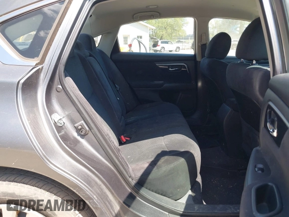 2014 Nissan Altima 2.5 S with VIN 1N4AL3AP6EC425937, listed as a IAAI auction lot 42107191 with 67,948 mi miles. Bid and sale history available at carsss.com. Image 8.