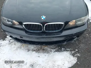 2006 BMW 3 Series 325Ci with VIN WBABW33476PX88778, listed as a IAAI auction lot 41305627 with 137,677 mi miles and . Bid and sale history available at carsss.com. Image 12.