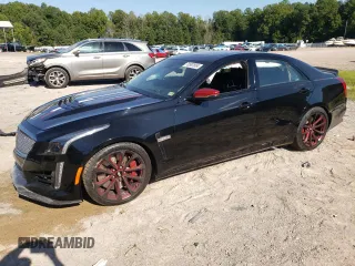 2018 Cadillac CTS-V z VIN 1G6A15S64J0157874, wystawiony jako Copart lot #70587854 z przebiegiem 40 802 mil mil oraz Szkody całkowita. Historia ofert i sprzedaży dostępna na DreamBid. Obrazek 1.