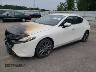 2019 Mazda Mazda3 Hatchback with VIN JM1BPAJM1K1137876, listed as a Copart auction lot 73115134 with 28,708 mi miles and Salvage Title. Bid and sale history available at carsss.com. Image 1.