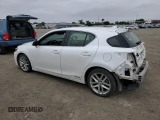 2016 Lexus CT 200h z VIN JTHKD5BHXG2257371, wystawiony jako Copart lot #53124825 z przebiegiem 91 996 mil mil oraz Szkoda całkowita • Salvage title. Historia ofert i sprzedaży dostępna na DreamBid. Obrazek 2.