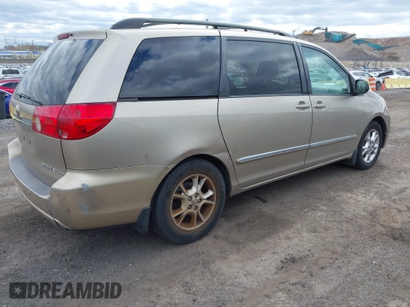 2006 Toyota Sienna XLE with VIN 5TDZA22C76S393704, listed as a IAAI auction lot 42062448 with 170,735 mi miles. Bid and sale history available at carsss.com. Image 4.