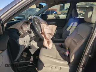 2017 Honda Pilot EX-L with VIN 5FNYF6H5XHB010570, listed as a Copart auction lot 49847335 with 103,800 mi miles and Salvage Title. Bid and sale history available at DreamBid. Image 7.
