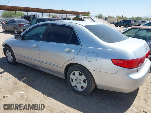 2005 Honda Accord LX z VIN 1HGCM56485A141863, wystawiony jako IAAI lot #42177257 z przebiegiem 201 498 mil mil oraz . Historia ofert i sprzedaży dostępna na DreamBid. Obrazek 3.