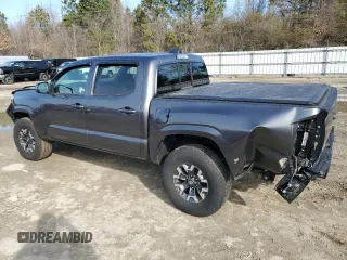 2022 Toyota Tacoma SR z VIN 3TMCZ5ANXNM473533, wystawiony jako Copart lot #46214655 z przebiegiem 42 660 mil mil oraz Szkoda całkowita • Salvage title. Historia ofert i sprzedaży dostępna na DreamBid. Obrazek 2.