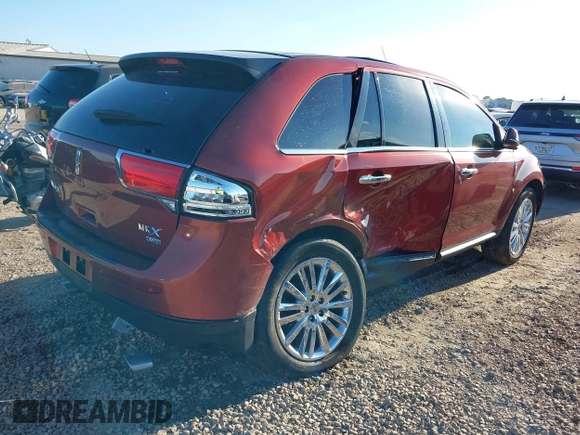 2014 Lincoln MKX with VIN 2LMDJ8JK2EBL00416, listed as a IAAI auction lot 40693429 with 118,427 mi miles. Bid and sale history available at carsss.com. Image 4.