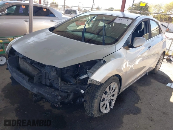 2017 Hyundai Elantra GT with VIN KMHD35LH2HU380871, listed as a IAAI auction lot 41827531 with 118,027 mi miles. Bid and sale history available at carsss.com. Image 18.