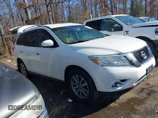 2015 Nissan Pathfinder Platinum with VIN 5N1AR2MM1FC636352, listed as a IAAI auction lot 38486561 with 105,934 mi miles and . Bid and sale history available at DreamBid. Image 1.