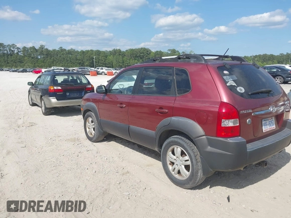 2007 Hyundai Tucson SE with VIN KM8JN12DX7U576110, listed as a IAAI auction lot 42068434 with 147,851 mi miles. Bid and sale history available at carsss.com. Image 3.