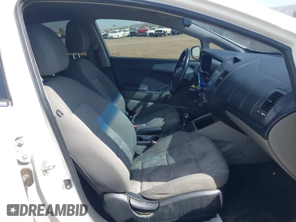 2014 Kia Forte EX with VIN KNAFX4A89E5232153, listed as a IAAI auction lot 41902512 with 133,978 mi miles. Bid and sale history available at carsss.com. Image 5.