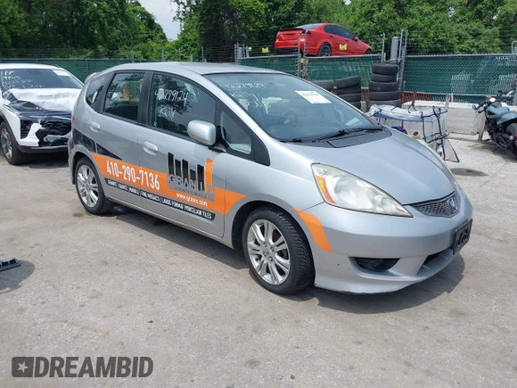 2011 Honda Fit Sport with VIN JHMGE8H51BS005356, listed as a IAAI auction lot 42279124 with 285,524 mi miles and . Bid and sale history available at DreamBid. Image 1.